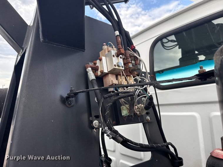 image for item EG6128 2006 Sterling  Acterra sewer jetter truck