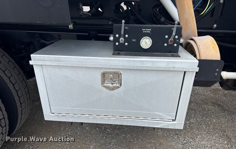 image for item EG6128 2006 Sterling  Acterra sewer jetter truck