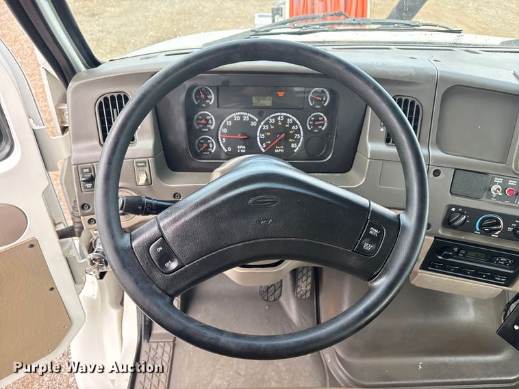 image for item EG6128 2006 Sterling  Acterra sewer jetter truck