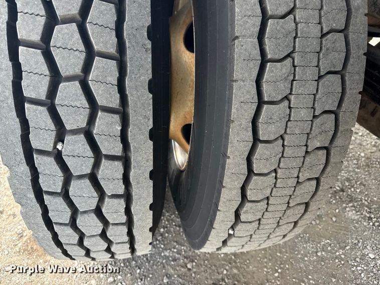 image for item EG6128 2006 Sterling  Acterra sewer jetter truck