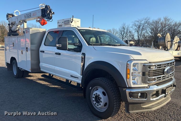 image for item EG8327 2023 Ford F550 XL Crew Cab utility / service truck