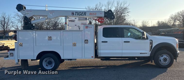 image for item EG8327 2023 Ford F550 XL Crew Cab utility / service truck