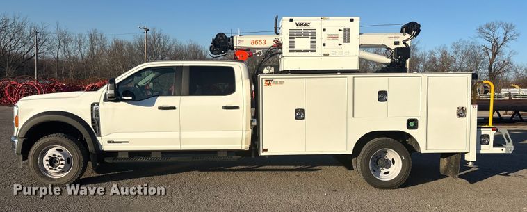 image for item EG8327 2023 Ford F550 XL Crew Cab utility / service truck
