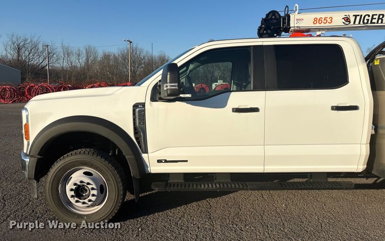 image for item EG8327 2023 Ford F550 XL Crew Cab utility / service truck