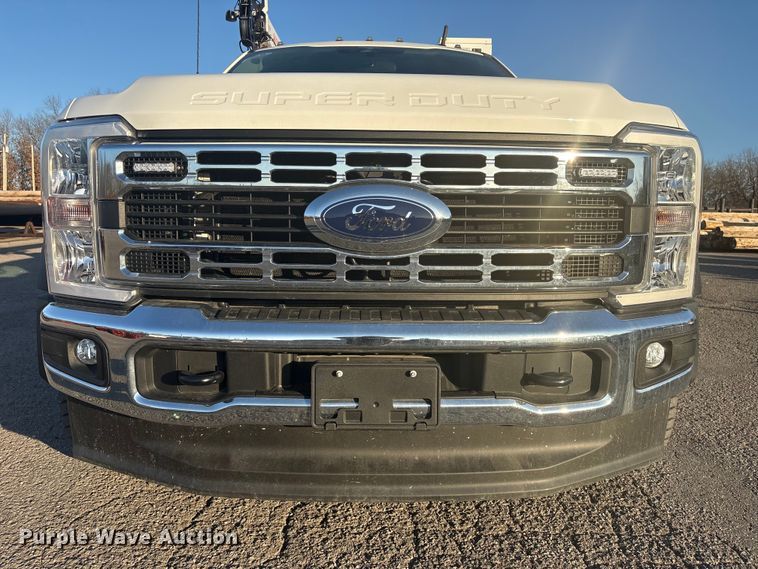 image for item EG8327 2023 Ford F550 XL Crew Cab utility / service truck
