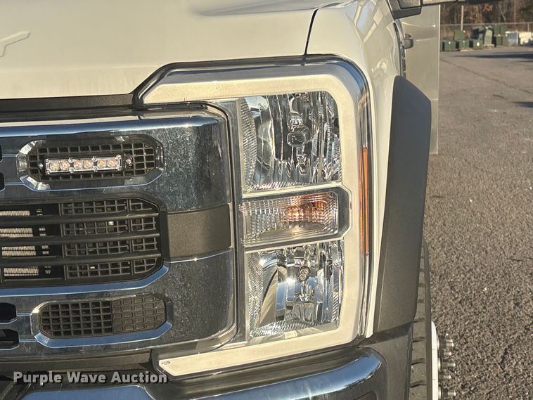 image for item EG8327 2023 Ford F550 XL Crew Cab utility / service truck