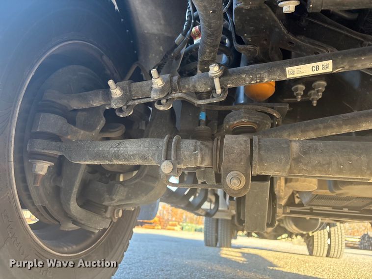 image for item EG8327 2023 Ford F550 XL Crew Cab utility / service truck