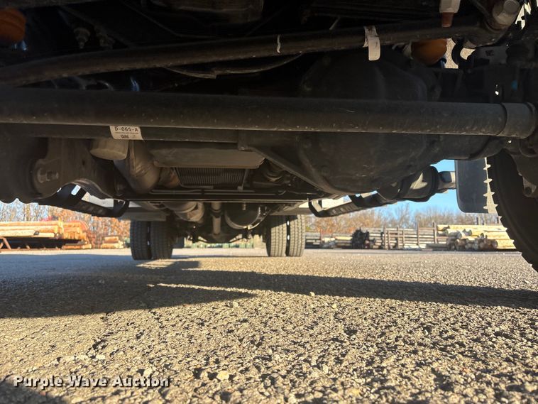 image for item EG8327 2023 Ford F550 XL Crew Cab utility / service truck