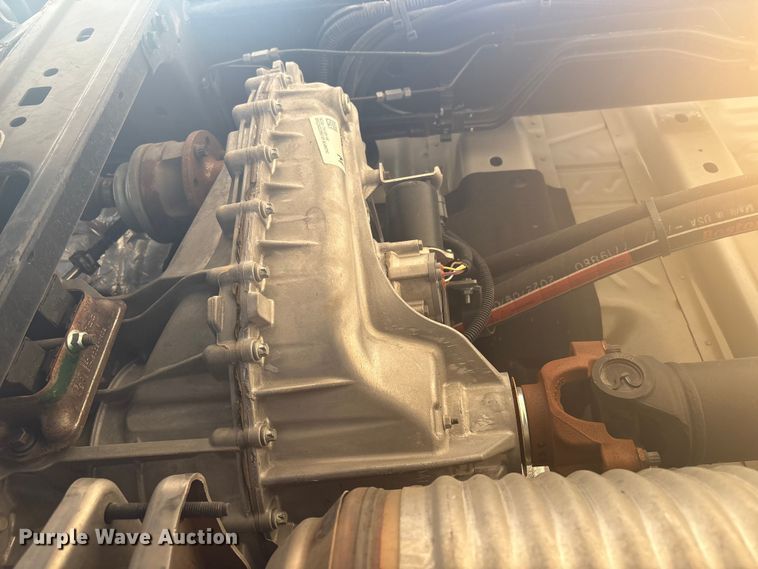 image for item EG8327 2023 Ford F550 XL Crew Cab utility / service truck