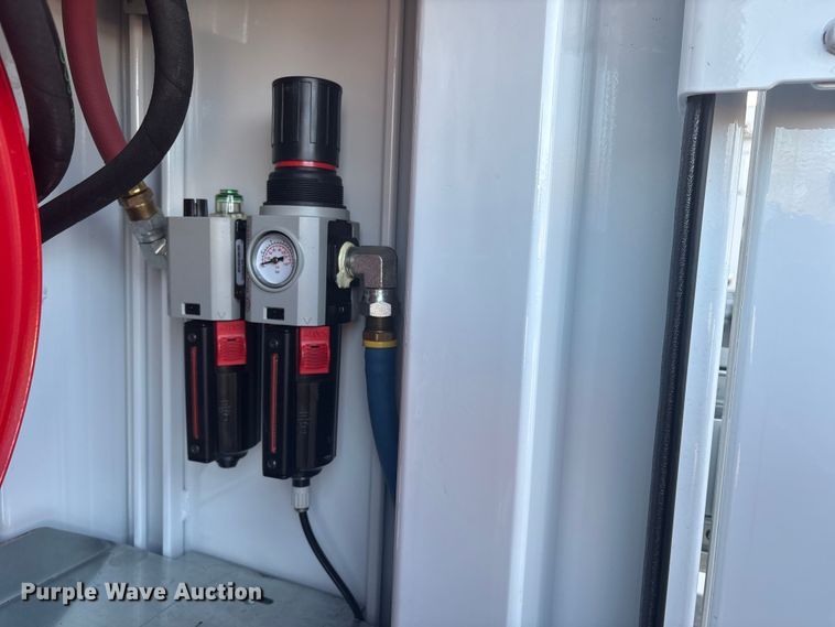 image for item EG8327 2023 Ford F550 XL Crew Cab utility / service truck