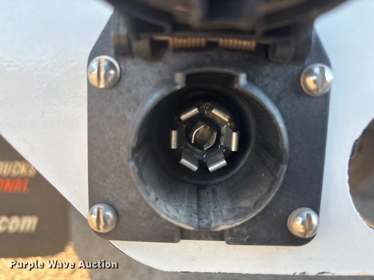 image for item EG8327 2023 Ford F550 XL Crew Cab utility / service truck