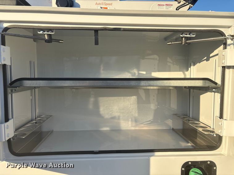 image for item EG8327 2023 Ford F550 XL Crew Cab utility / service truck