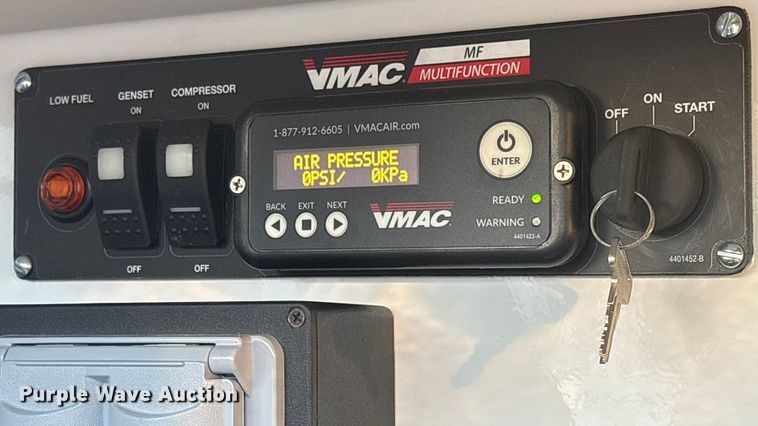 image for item EG8327 2023 Ford F550 XL Crew Cab utility / service truck