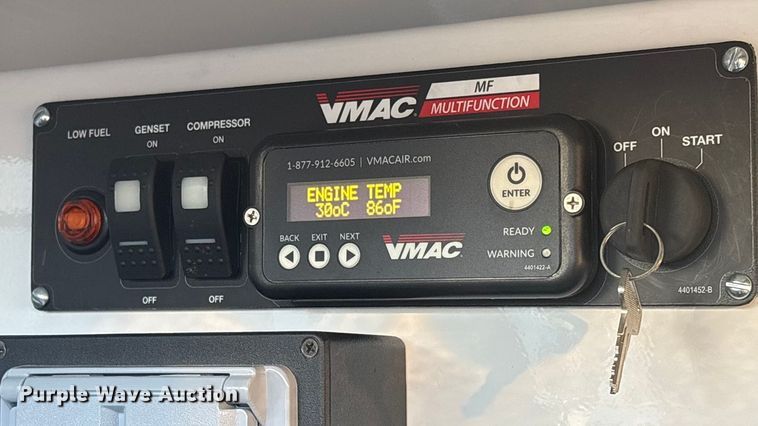 image for item EG8327 2023 Ford F550 XL Crew Cab utility / service truck