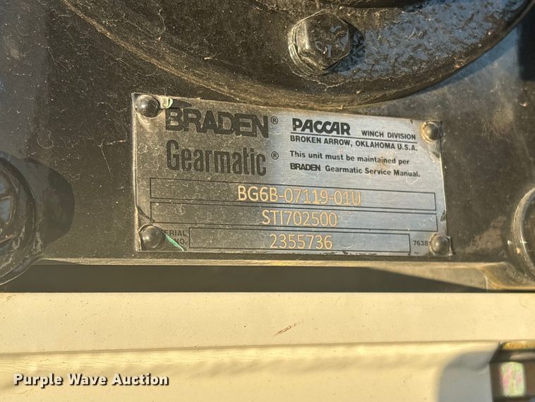 image for item EG8327 2023 Ford F550 XL Crew Cab utility / service truck