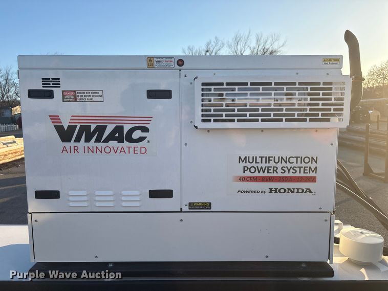 image for item EG8327 2023 Ford F550 XL Crew Cab utility / service truck