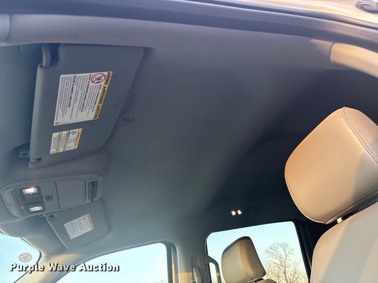 image for item EG8327 2023 Ford F550 XL Crew Cab utility / service truck