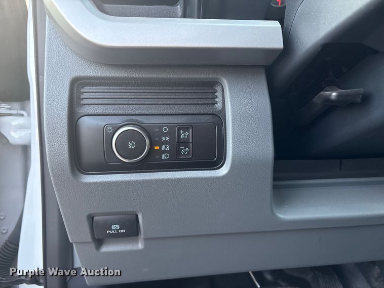 image for item EG8327 2023 Ford F550 XL Crew Cab utility / service truck