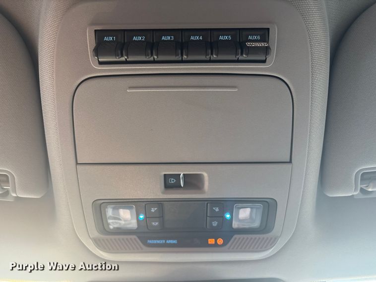 image for item EG8327 2023 Ford F550 XL Crew Cab utility / service truck