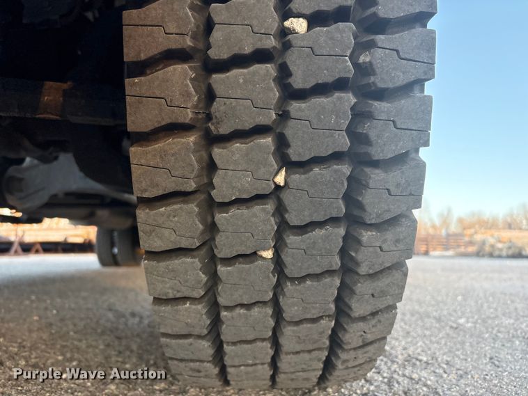 image for item EG8327 2023 Ford F550 XL Crew Cab utility / service truck