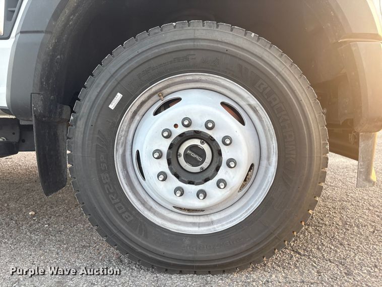 image for item EG8327 2023 Ford F550 XL Crew Cab utility / service truck