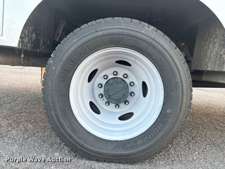 image for item EG8327 2023 Ford F550 XL Crew Cab utility / service truck