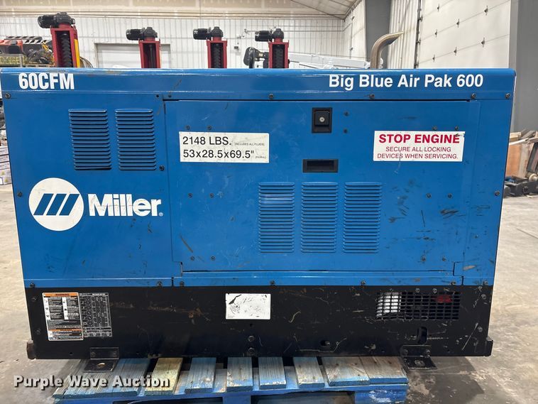 image for item EI5688 2012 Miller Big Blue 600 Air Pak welder/generator