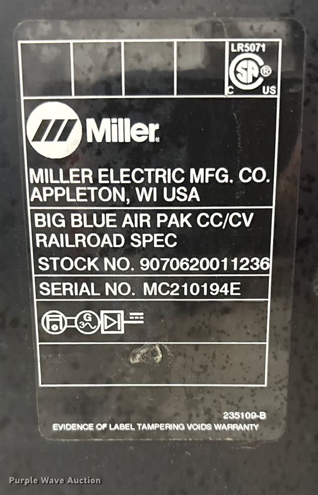 image for item EI5688 2012 Miller Big Blue 600 Air Pak welder/generator