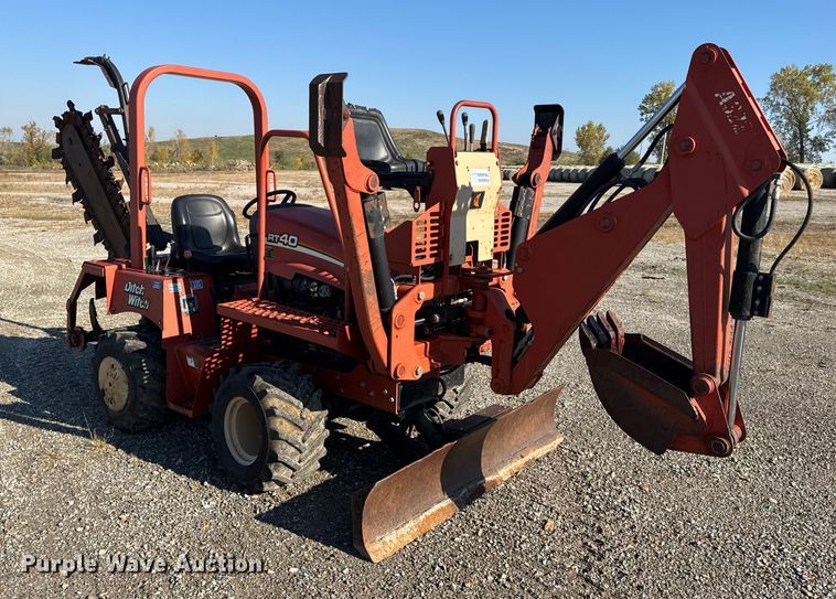 image for item EN0652 2007 Ditch Witch RT40 trencher