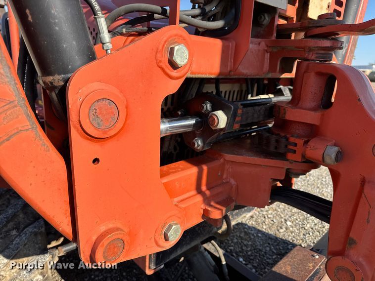 image for item EN0652 2007 Ditch Witch RT40 trencher