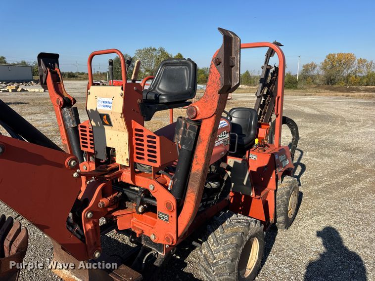 image for item EN0652 2007 Ditch Witch RT40 trencher