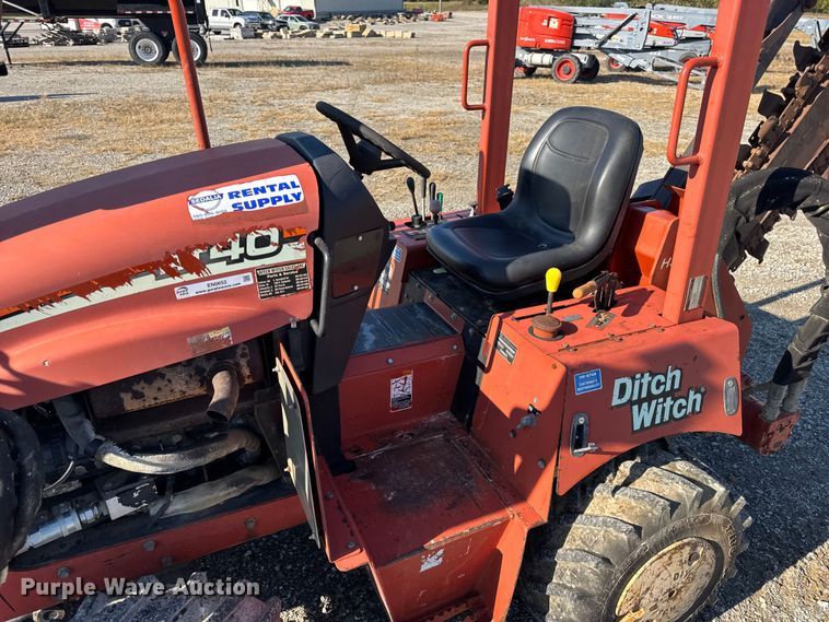 image for item EN0652 2007 Ditch Witch RT40 trencher