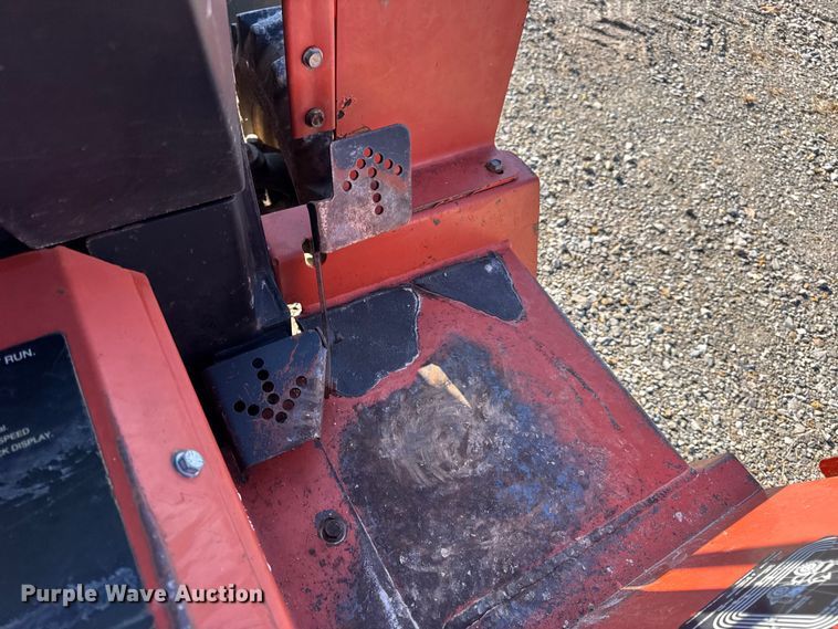 image for item EN0652 2007 Ditch Witch RT40 trencher