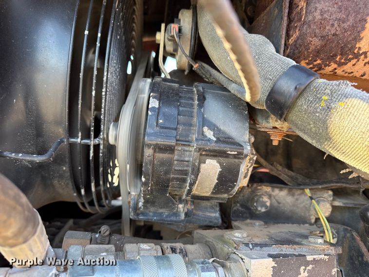 image for item EN0652 2007 Ditch Witch RT40 trencher