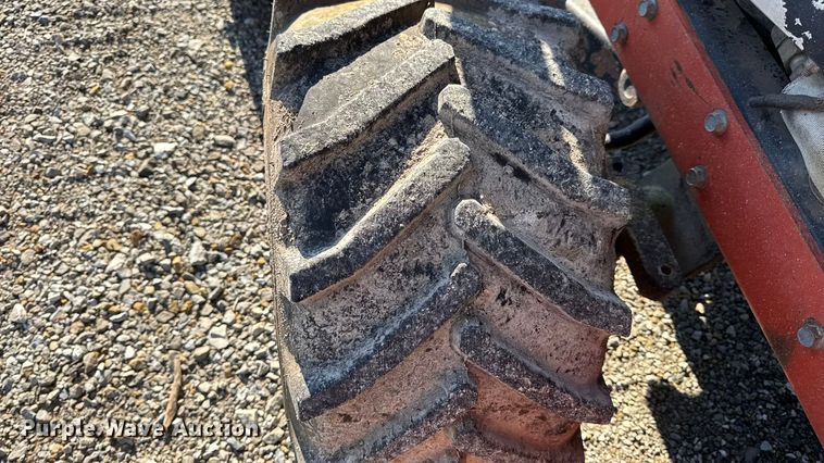 image for item EN0652 2007 Ditch Witch RT40 trencher