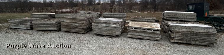 image for item EN0795 Approximately 200 concrete forms