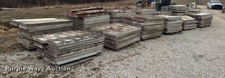 image for item EN0795 Approximately 200 concrete forms