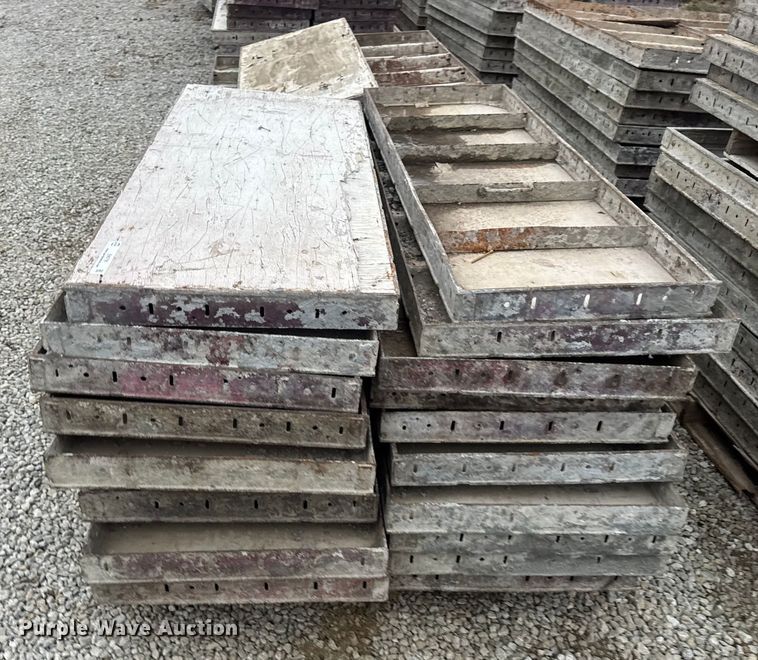 image for item EN0795 Approximately 200 concrete forms
