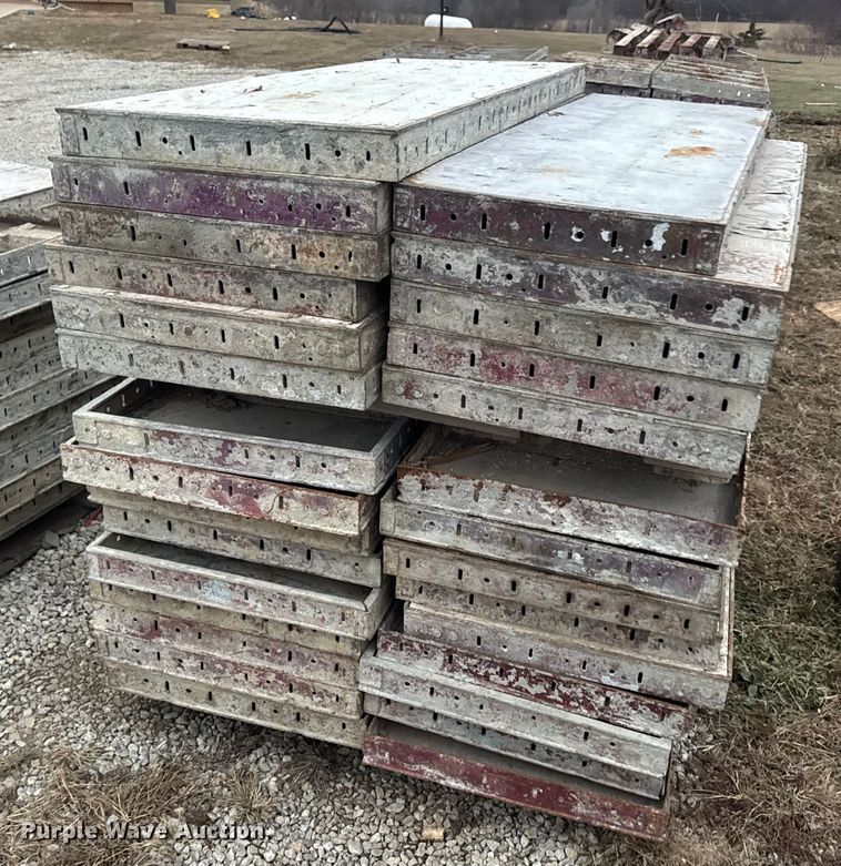 image for item EN0795 Approximately 200 concrete forms