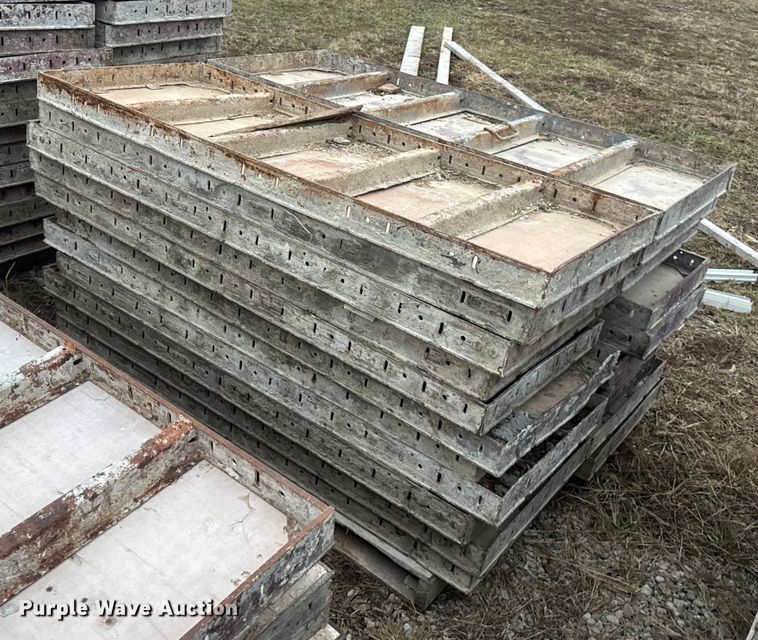 image for item EN0795 Approximately 200 concrete forms