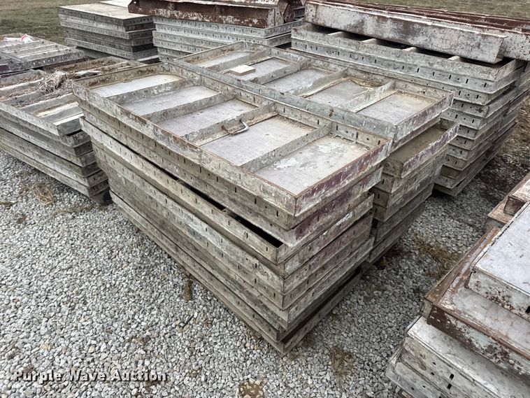 image for item EN0795 Approximately 200 concrete forms