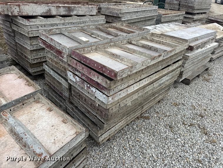 image for item EN0795 Approximately 200 concrete forms