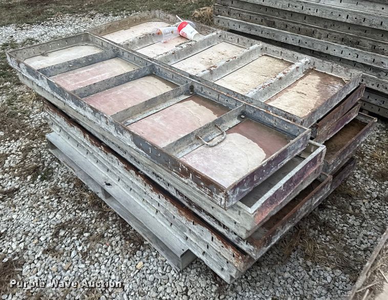 image for item EN0795 Approximately 200 concrete forms