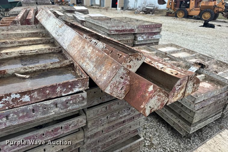 image for item EN0795 Approximately 200 concrete forms