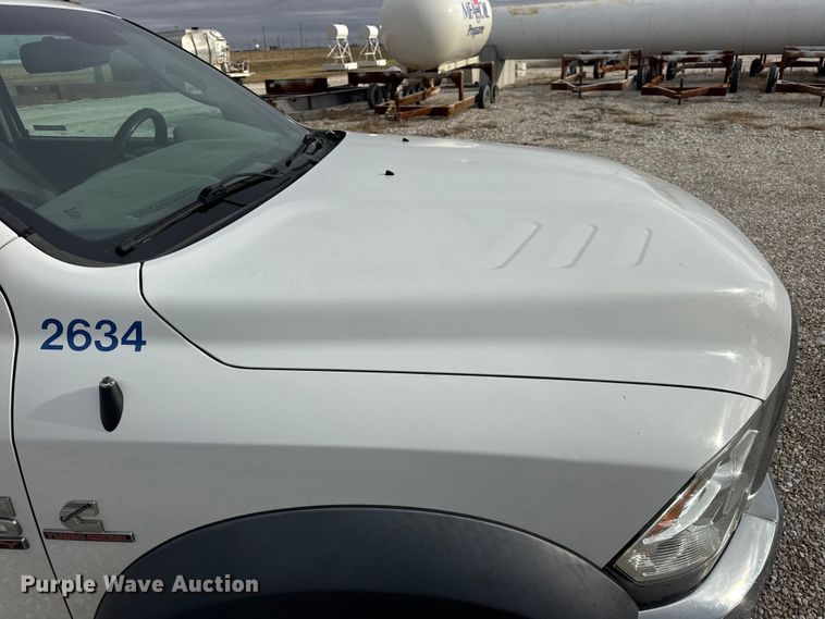 image for item EN0798 2015 RAM 5500 utility / service truck