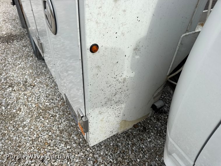 image for item EN0798 2015 RAM 5500 utility / service truck