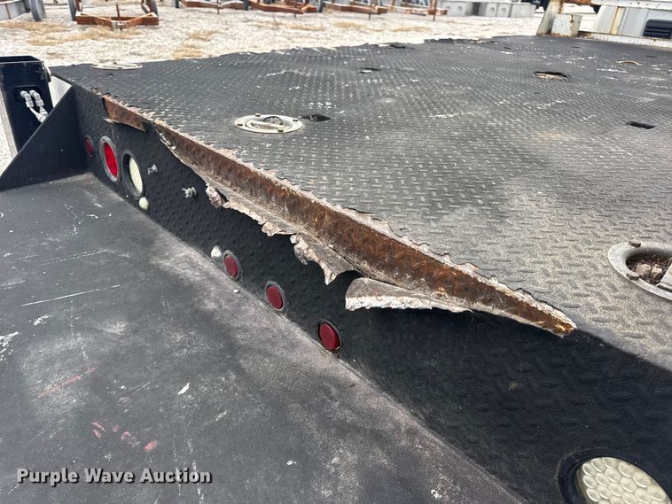 image for item EN0798 2015 RAM 5500 utility / service truck