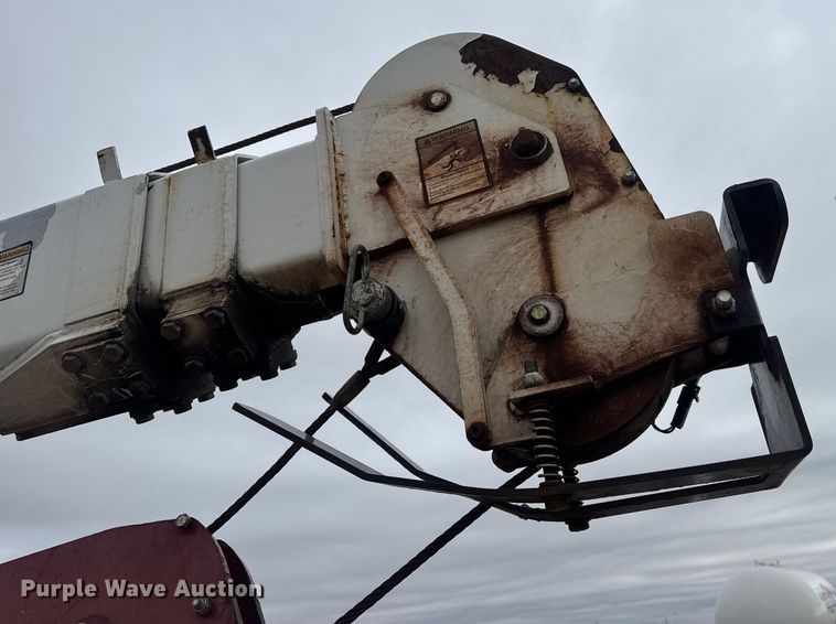 image for item EN0798 2015 RAM 5500 utility / service truck