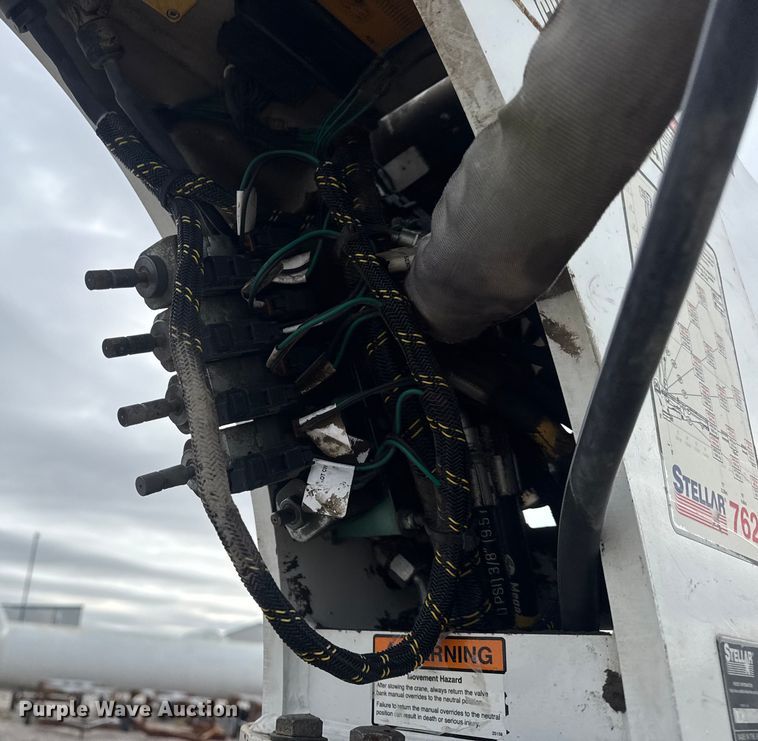 image for item EN0798 2015 RAM 5500 utility / service truck