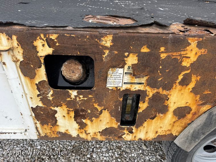 image for item EN0798 2015 RAM 5500 utility / service truck